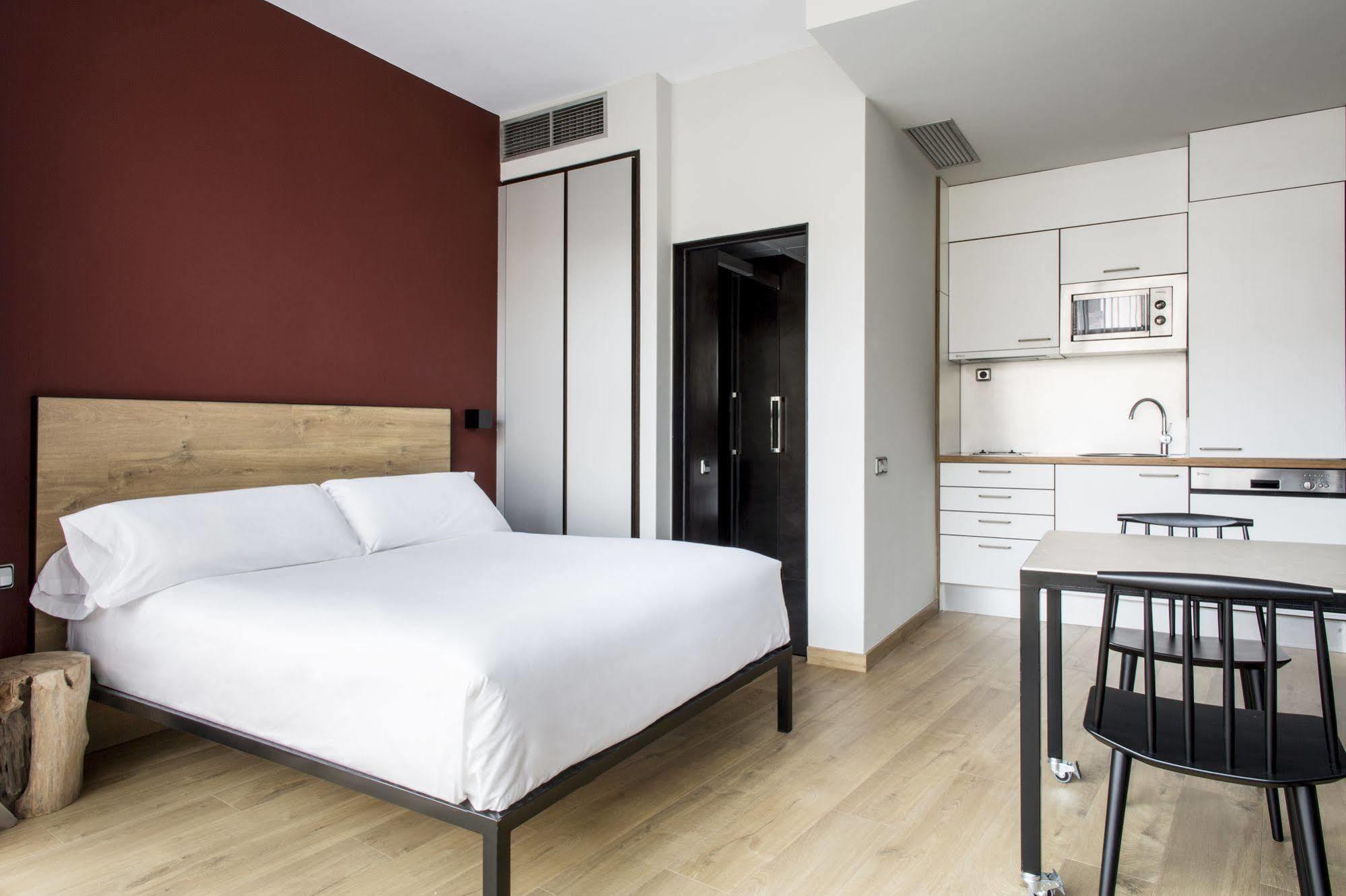 Aparthotel Allada 3* Barcelona Luaran gambar